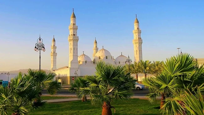 Pesona Spiritual dan Arsitektur: Keindahan Masjid Quba di Madinah